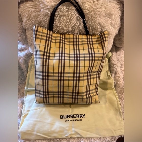 Burberry Beige and Brown Plaid Tote Bag - Picture 2 of 8